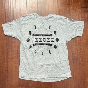 Issues Gray Moon Phase Graphic Band Tee, Size XL, NWOT